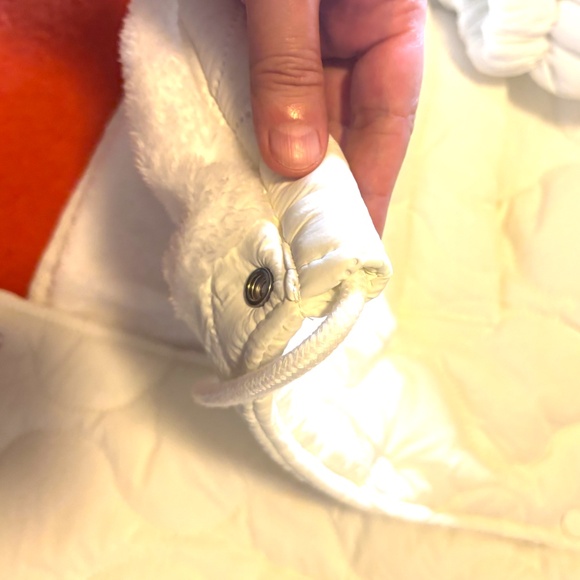 Grip & Co (sold by Simons) oversized white wavy topstitching quilted coat NWT - Picture 7 of 13